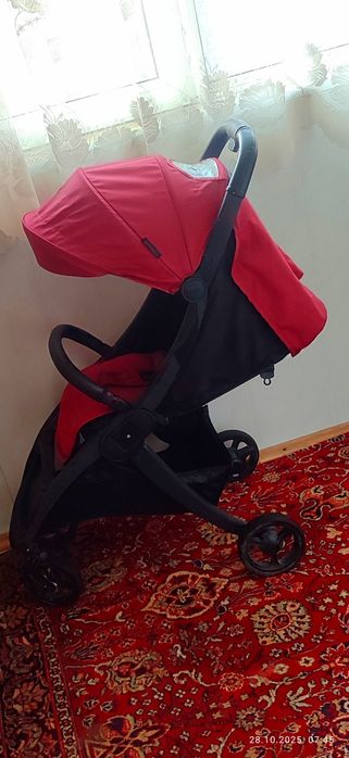 Коляска чемодан лёгкая