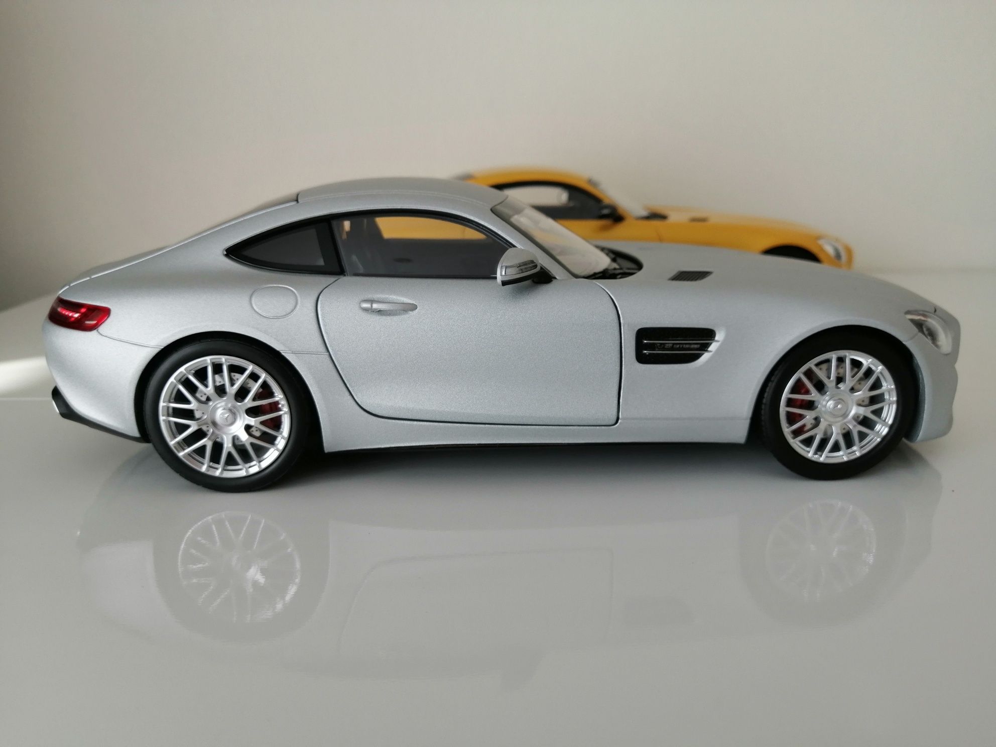 Mercedes AMG GTs, Norev 1:18