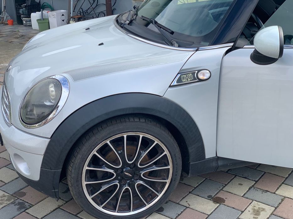 Vând Mini Couper