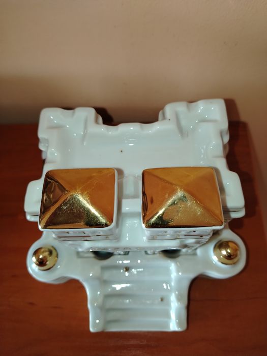 Рядка порцеланова мастилница Баба Вида/Видин с позлата