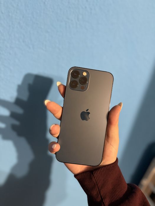 De vanzare iPhone 12 pro 128GB in stare buna de functionare