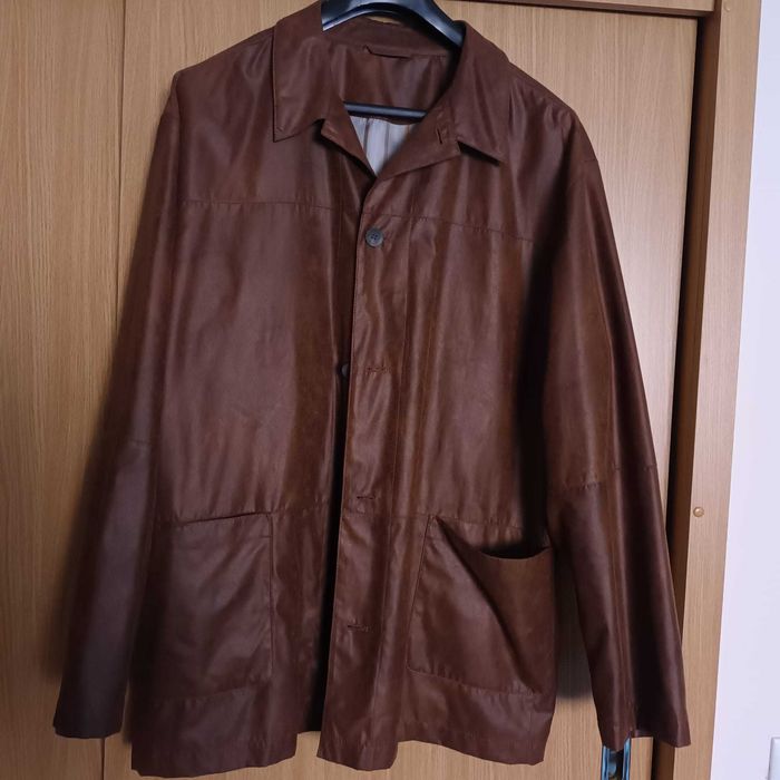 vand 2 jachete barbatesti mari, noi sau stare f buna