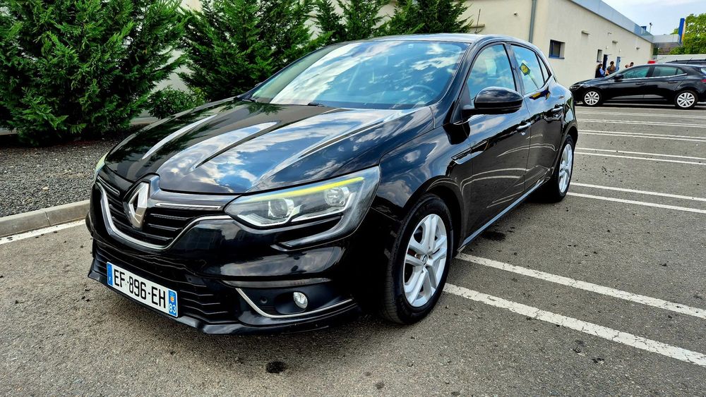 Renault Megane Hatchback,1.5 dci,5 usi,virtual cockpit,recent adus, impecabil.