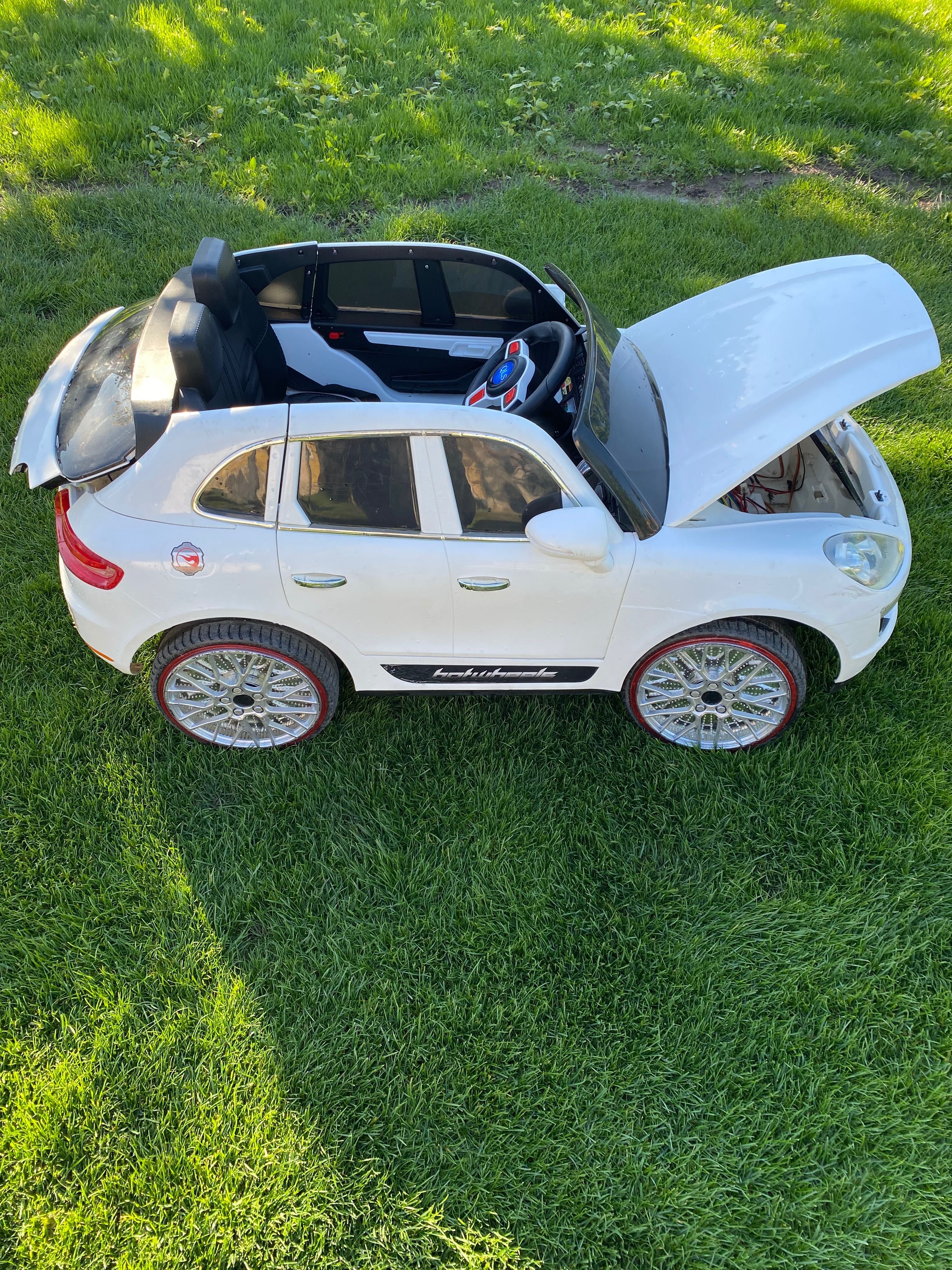 Акумулаторна кола Porsche Cayenne