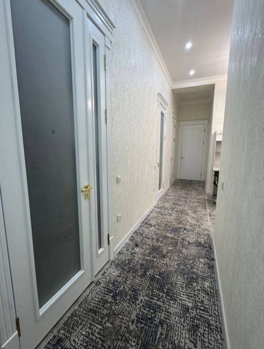 Продается 4хком в центре новостройка Казахстан