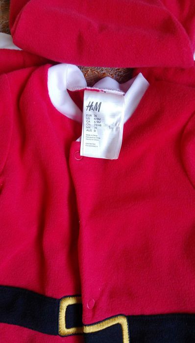 Продавам Бебешки екип на Дядо Коледа – нов