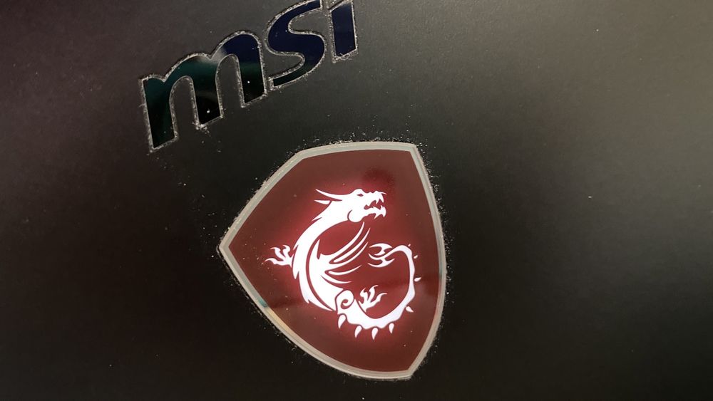 Лаптоп MSI GL63 8RD