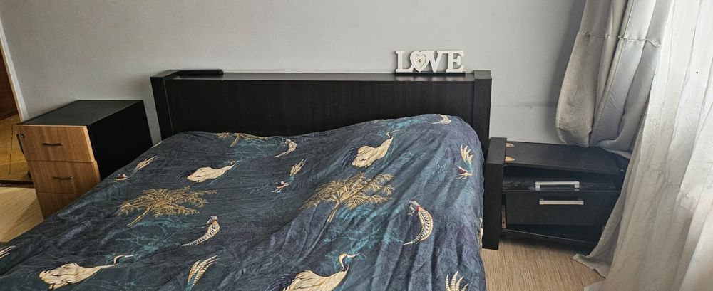 Mobila de dormitor și bucătărie în stare foarte bună!