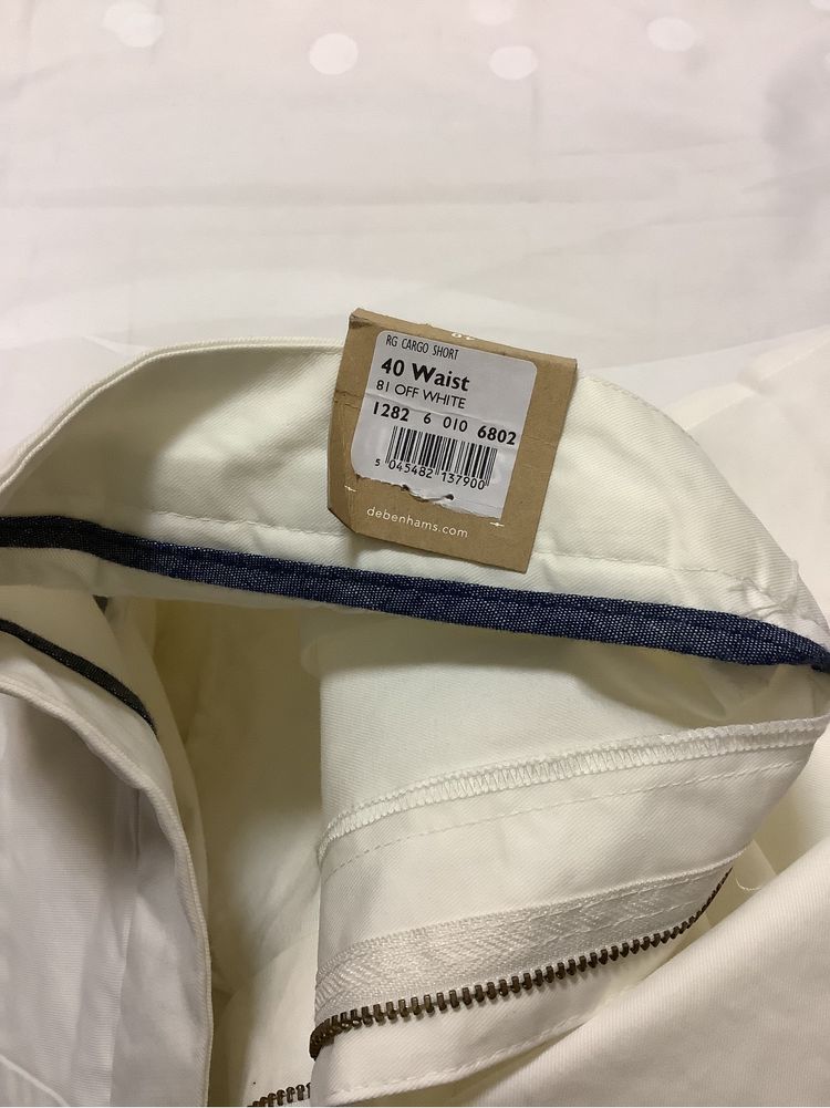 Pantaloni scurti barbati marime 40/XXL