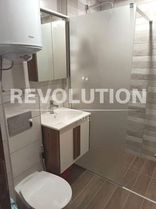 Дава се под наем Двустаен апартамент в Варна, Трошево - 53 кв.м за 500 € - Снимка #4