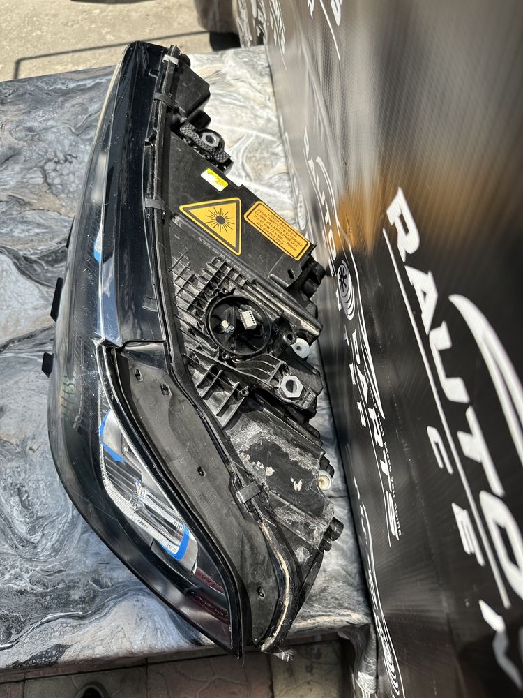 Far stanga Bmw X7 LASER FULL LED 2021/2022/2023