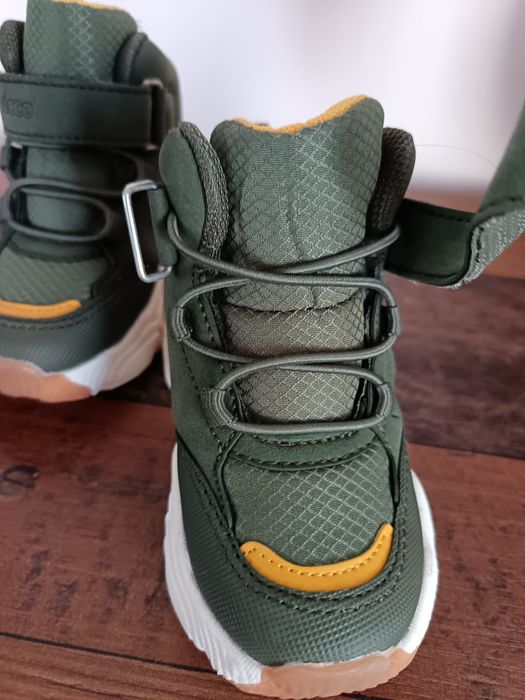 Детски зимни боти