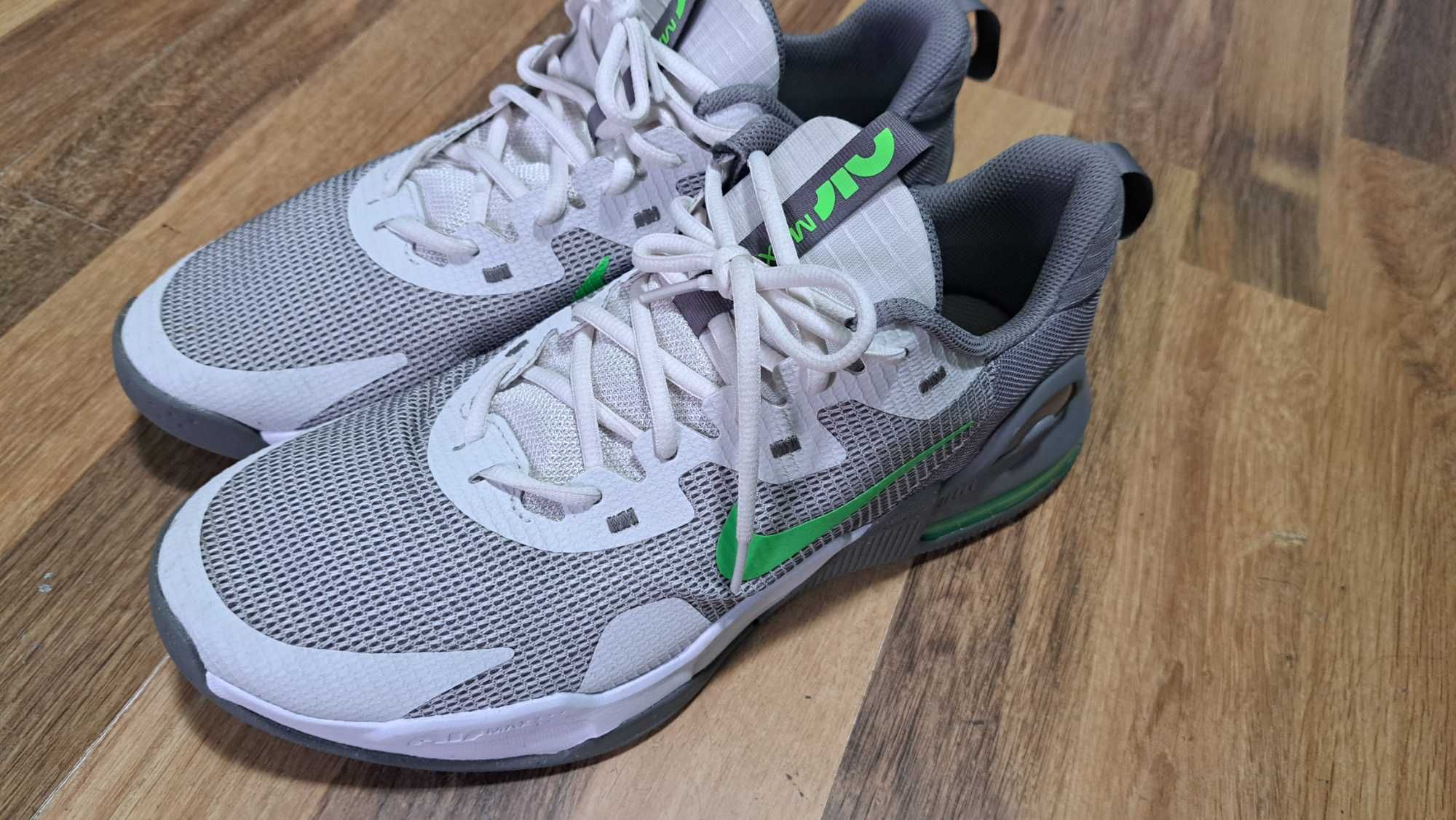 UNDER ARMOUR,Скечерс  43,NIKE-48,5,CAT-46,летни 48,Timberland,ECCO,