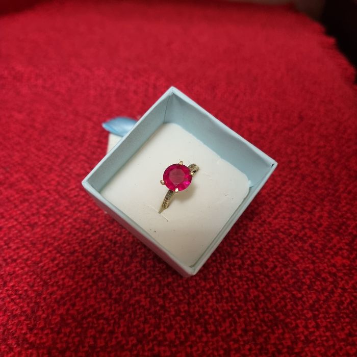 Inel aur cu rubin 3,20gr 14k