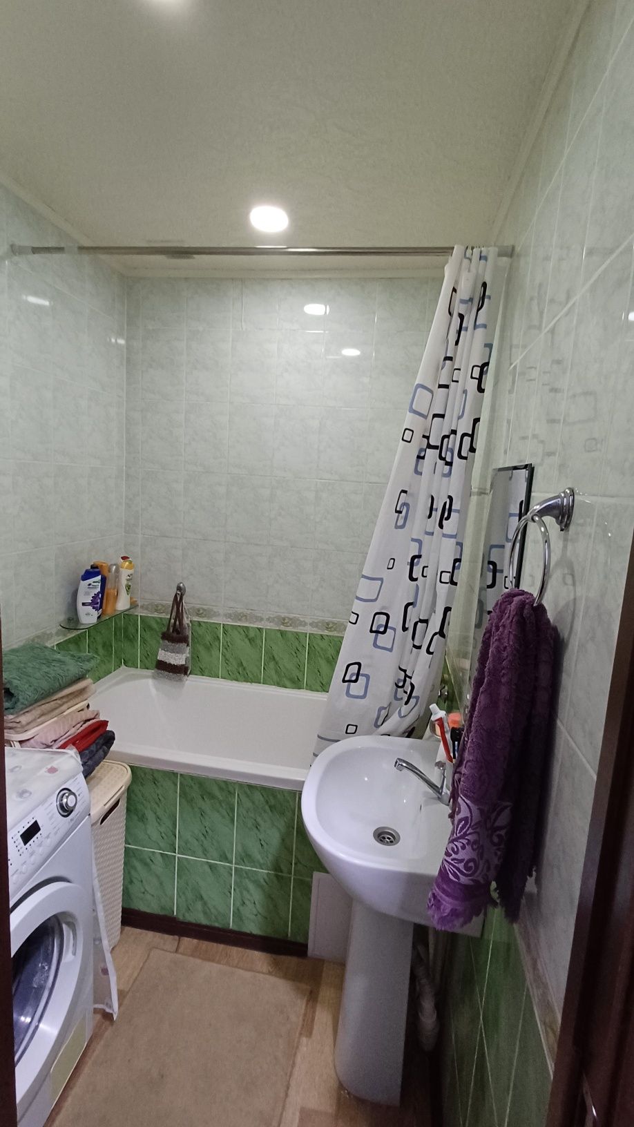 Продаётся в 10 м/р 4-ком. кв