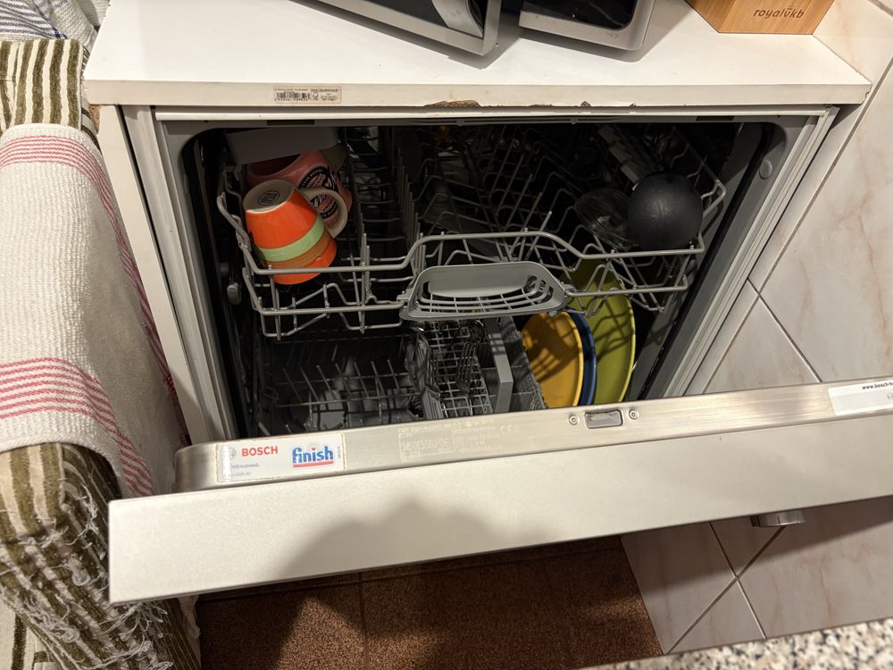 Mașină de spălat vase Bosch lata, 12 seturi