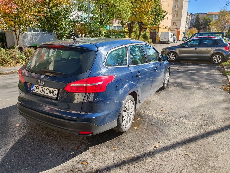 Vând/ Schimb Ford Focus Turier