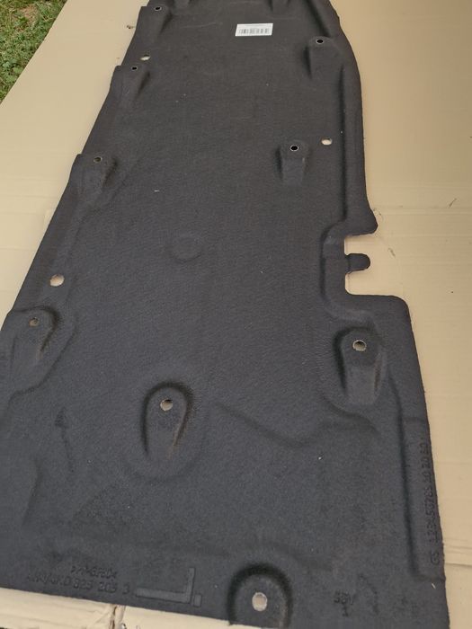 Scut Lateral stanga dreapta Audi A8 NOI 2010-2017