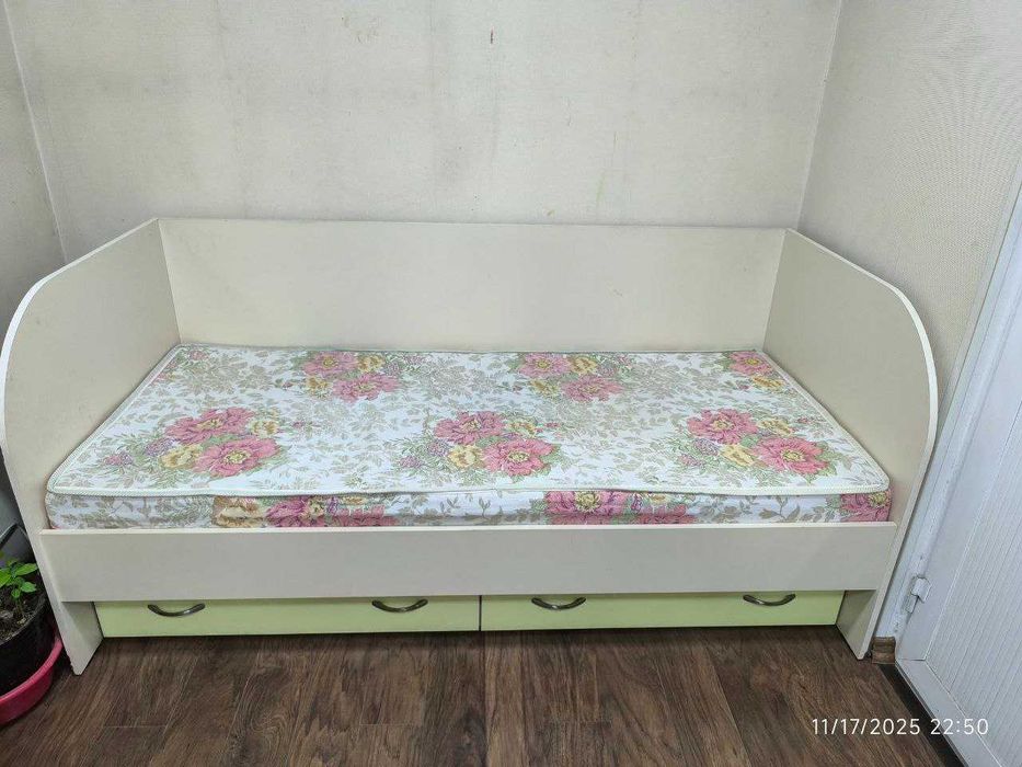 Продам детскую кровать
