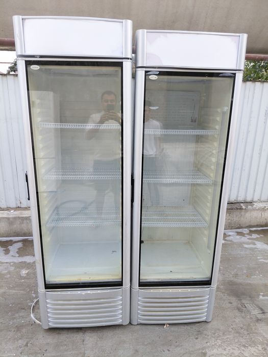 Холодильник Витринный рабочая Доставка есть