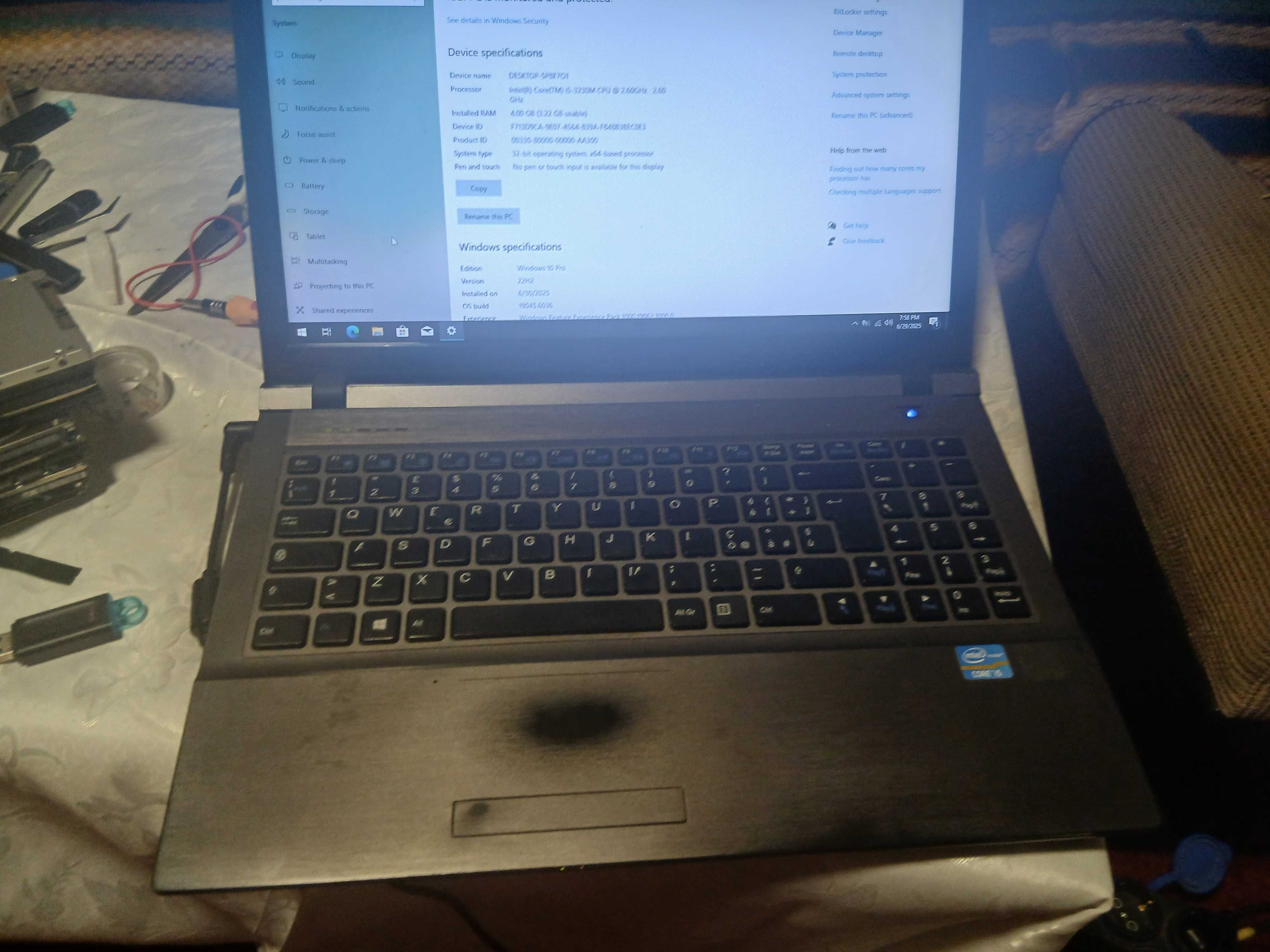 Laptop Olivetti W25AEU