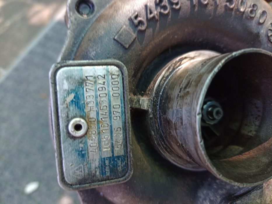 Vând turbina Dacia Logan / Renault / 1.5 dci euro 3