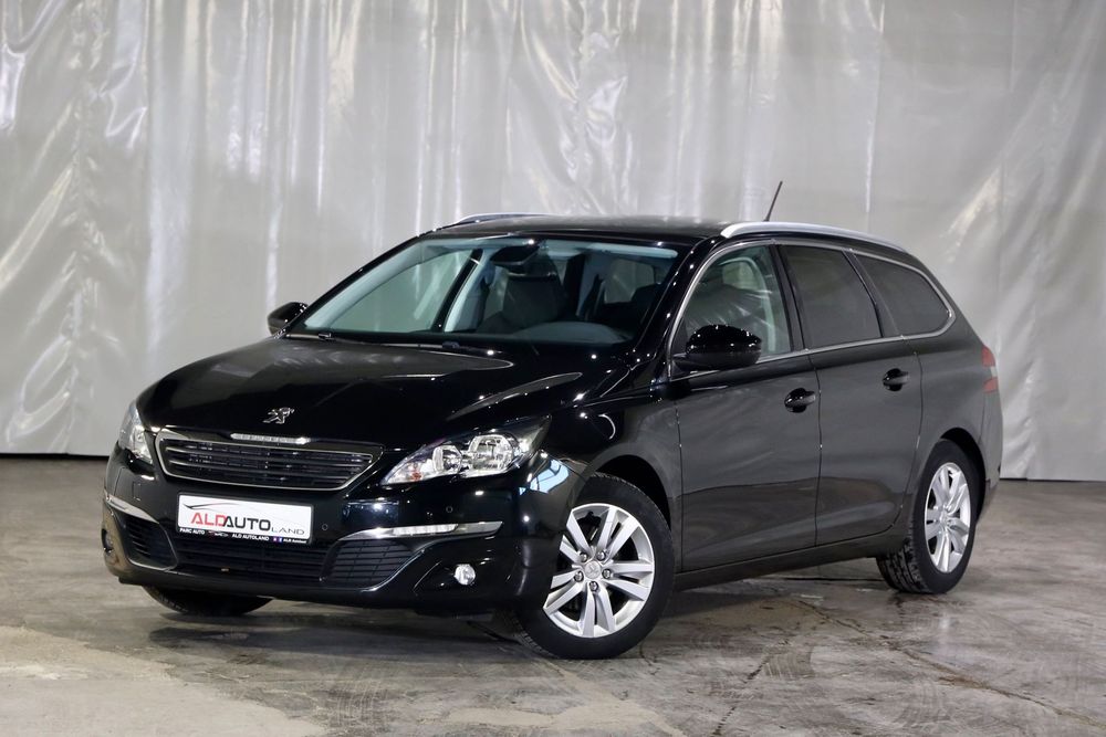 Peugeot 308 Panoramic * Clima * Navi * Pilot automat * Stopuri LED * Camera spate