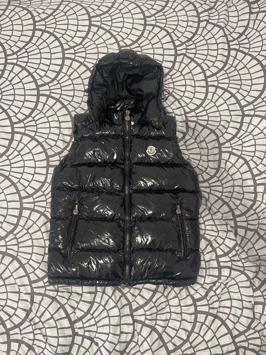Vesta Moncler top