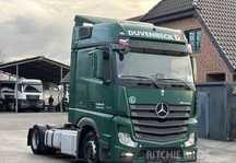 Mercedes benz actors 1845 mega