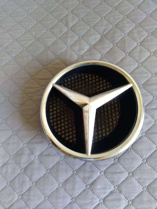 Емблема за Мерцедес