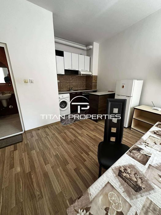 Дава се под наем Едностаен апартамент в Пловдив, Център - 30 кв.м за 200 € - Снимка #1