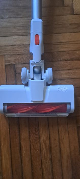 Aspirator G20 Lite, vertical cu led, mai are un an garanție de la Emag