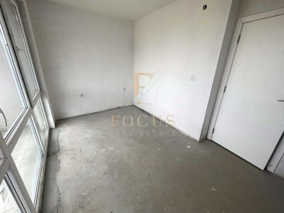 Продава се Тристаен апартамент в Пловдив, Христо Смирненски - 77 кв.м за 1254 €/кв.м - Снимка #6