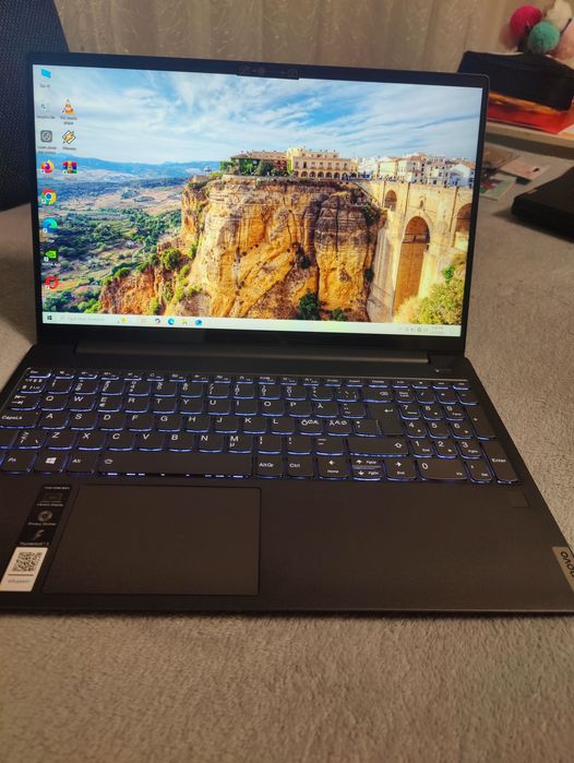 Laptop gaming Lenovo Yoga i5 Ram 16Gb Gtx 8Gb ssd 512 GTA CSGO FORTNIT