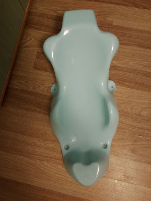 Подложка за вана