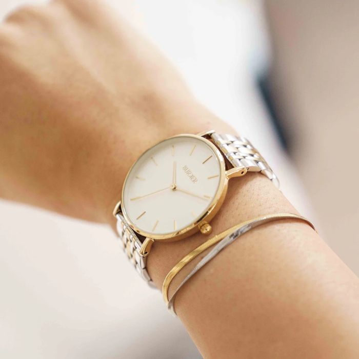 Продам часы от бренда "Burker".При покупке браслет в подарок