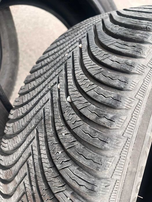 Зимни гуми MICHELIN  205/55/17 (4x)