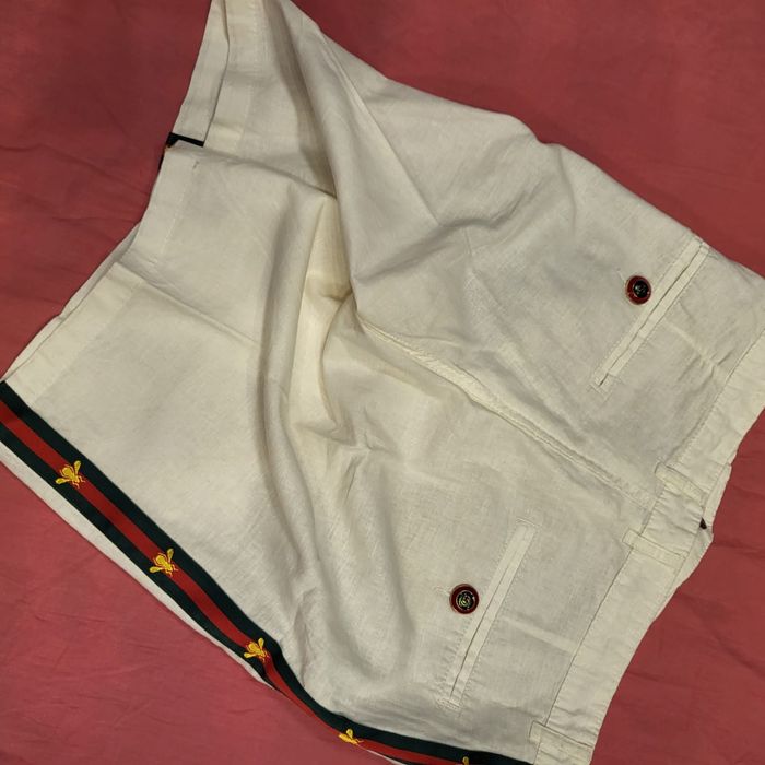 Pantaloni Gucci, scurți dama din în, mărime L, noi