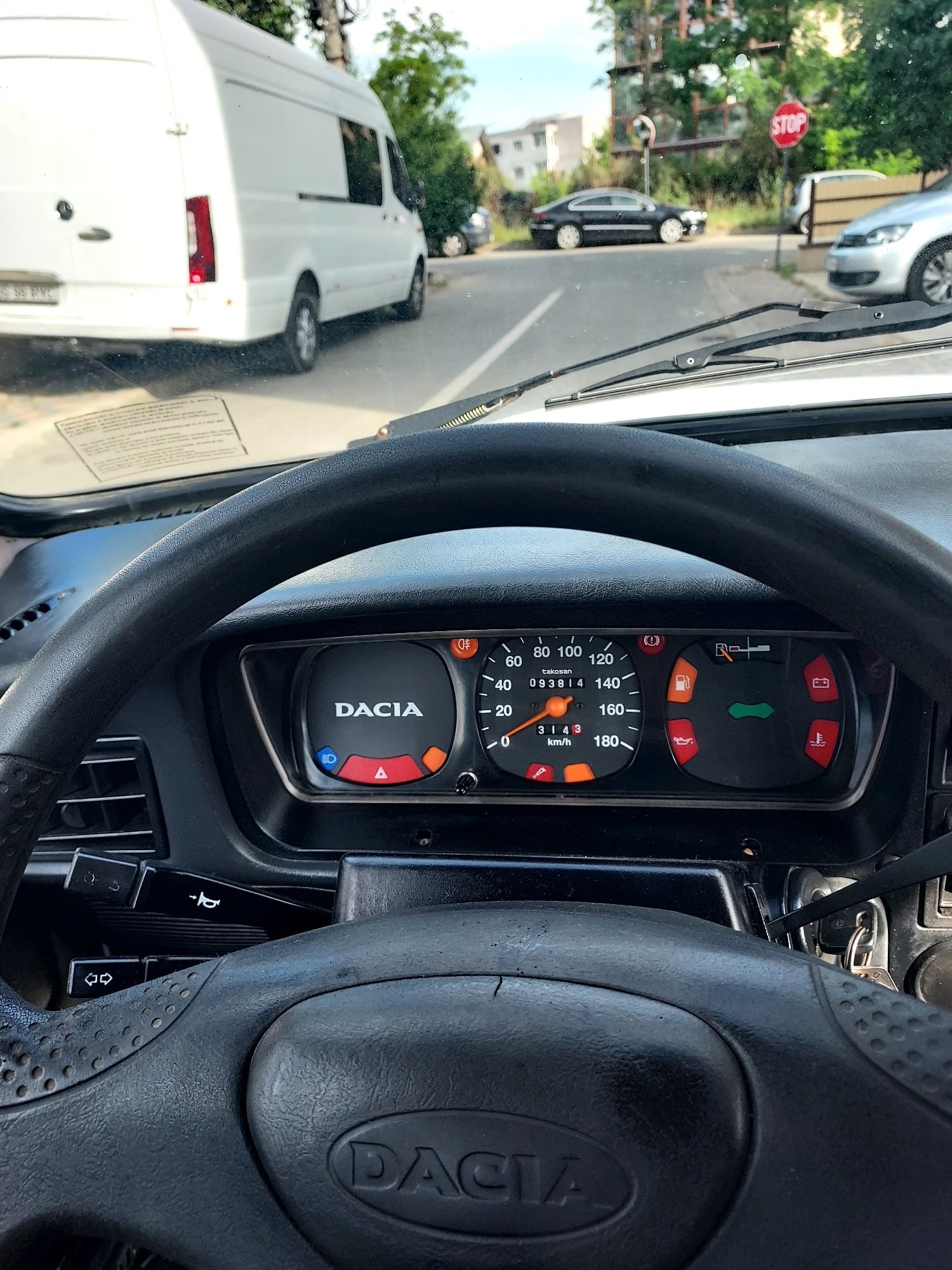 Dacia Papuc 5 locuri
