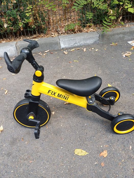 Bicicleta de echilibru Trike Fix Mini 3in1 galbena