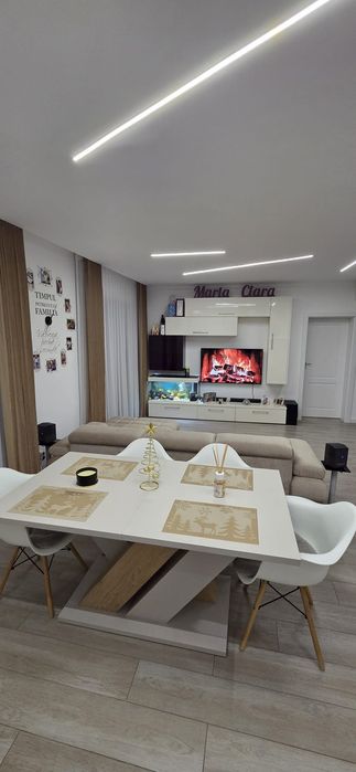 Apartament 3 camere de lux , 2 bai ,2 balcoane cartier Albert