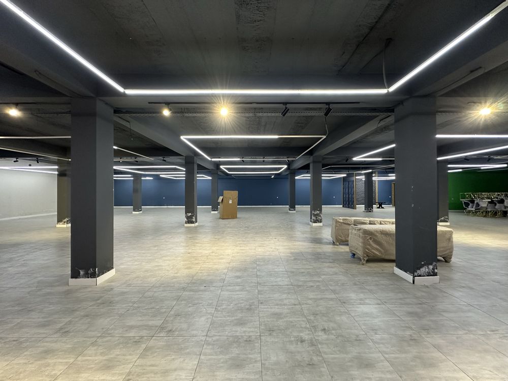 Аренда под show room,спорт зал,клиника и т.д. Вдоль дороги | 800м²