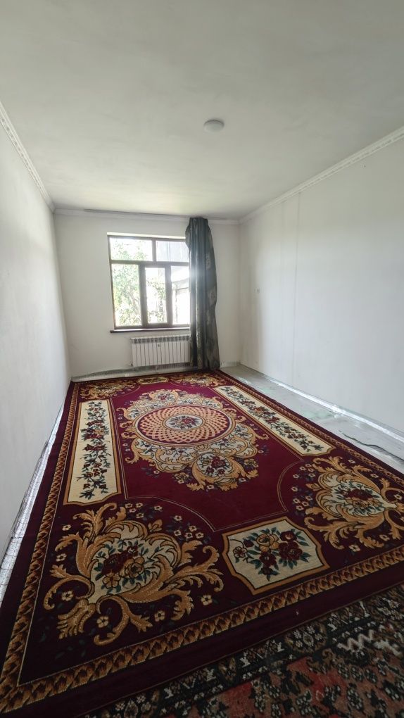 Xonobodta Hovli sotiladi