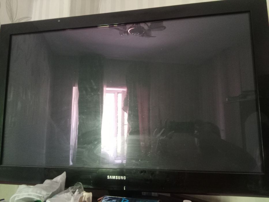 Продам телевизор Самсунг. Диогнал 110см