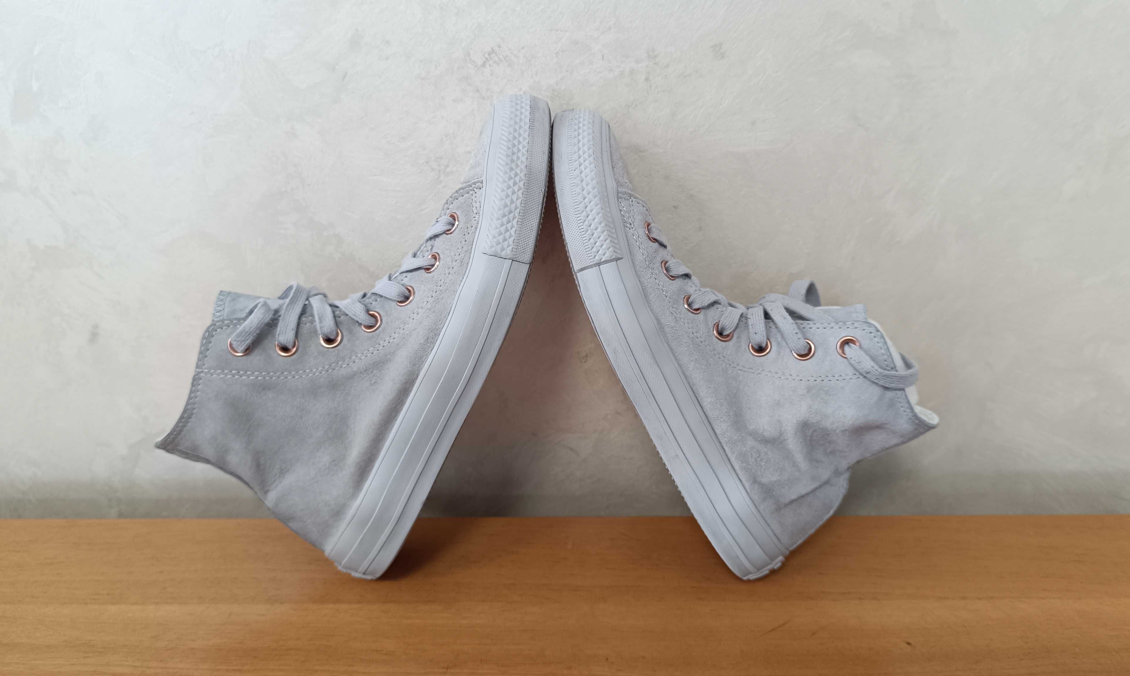 Converse-Много Запазени