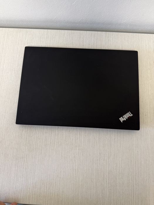 Lenovo ThinkPad T14 – i7, 16GB RAM, SSD 256GB, stare foarte bună