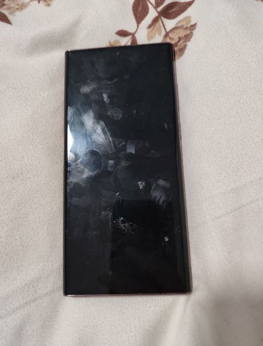 Vand Samsung Galaxy S22 Ultra 8GB ram 128 gb-display spart