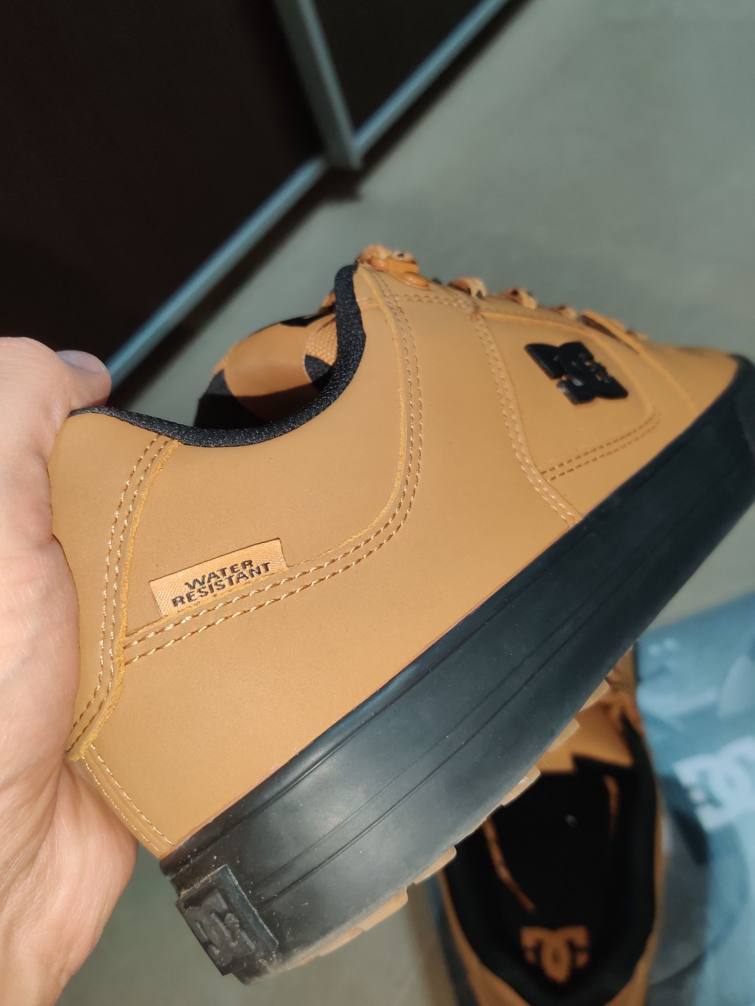 ОРИГИНАЛ Зимни мъжки обувки 45 DC shoe USA