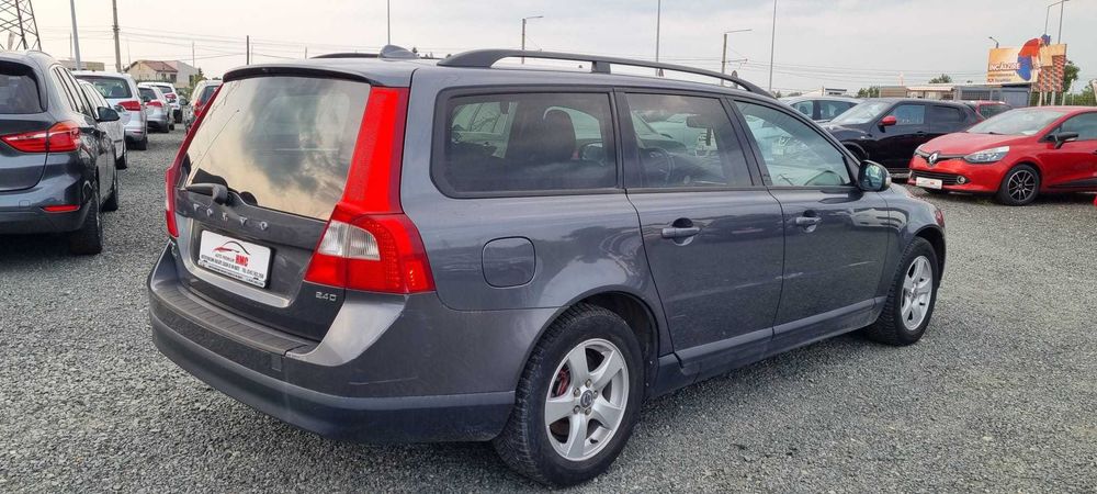Volvo V70 2.4 Diesel 175 Cp 2011 Rate sau Cash