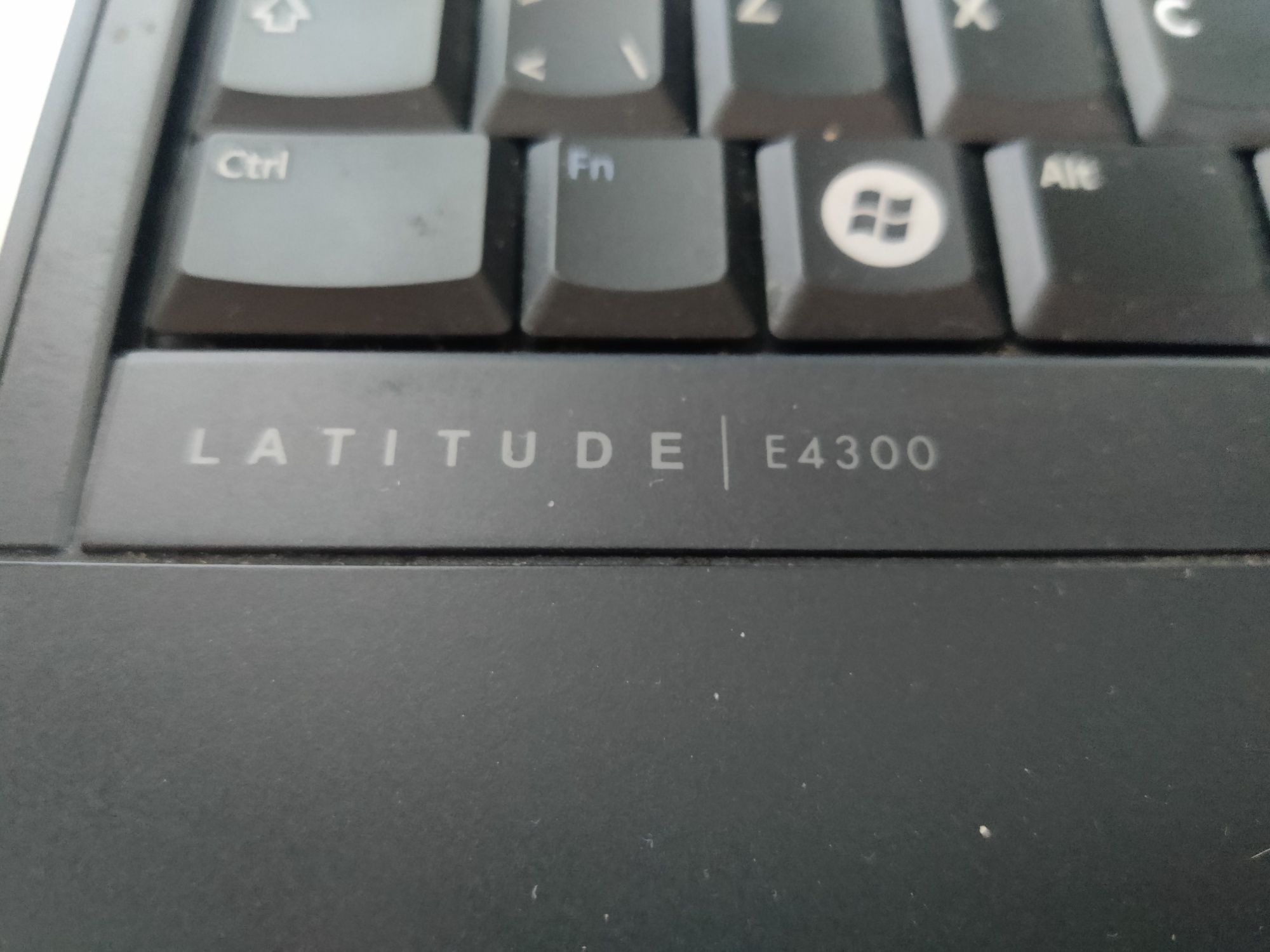 Лаптоп HP Latitude E4300